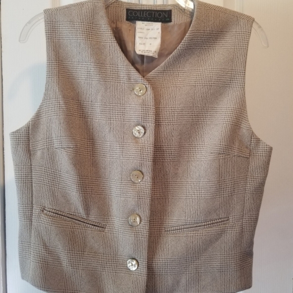 Copy Harve Benard Collection Suit Blazer & Vest Set - Picture 4 of 11